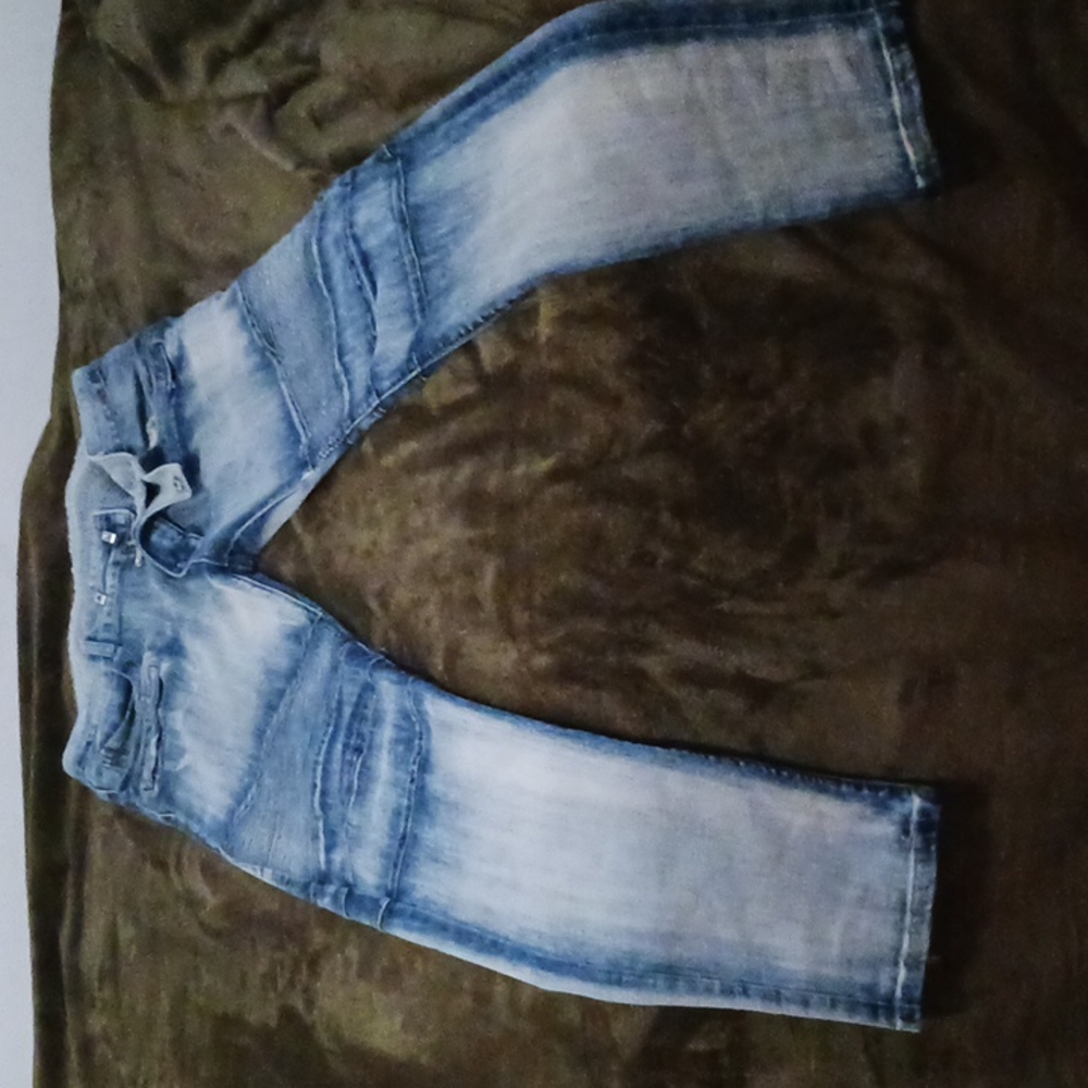 Blaming Jean's size 36